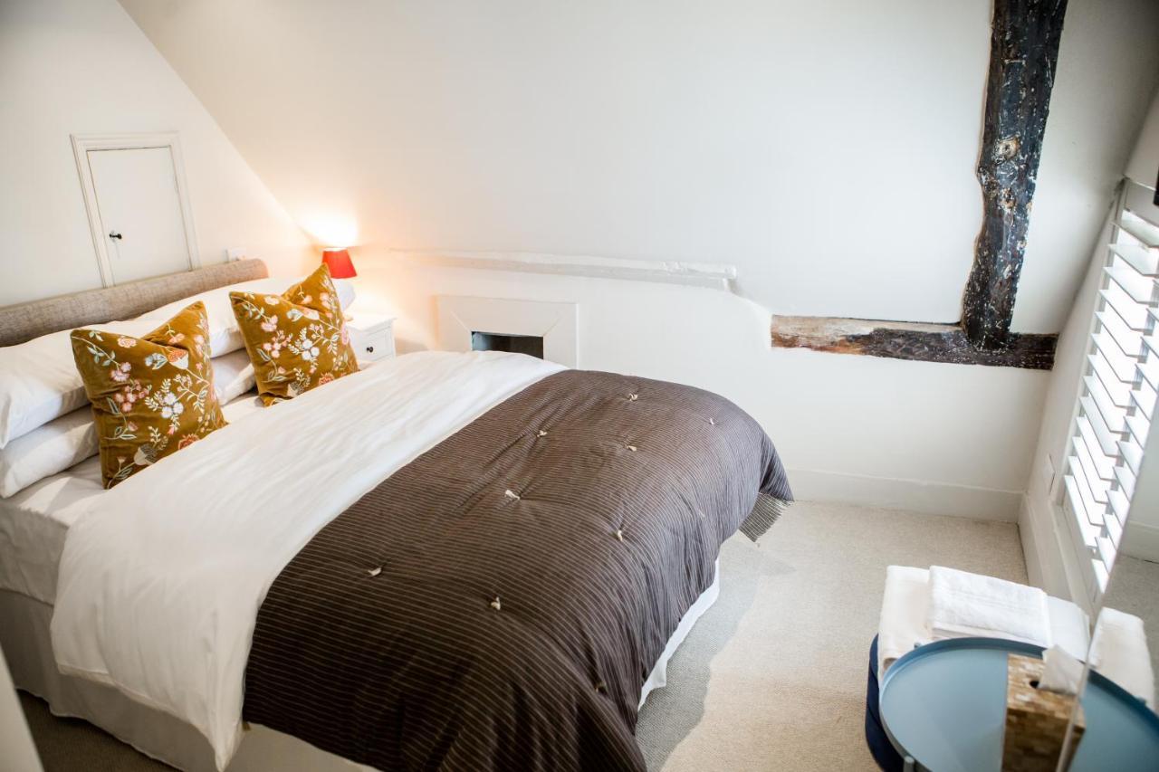 Small Double Room,1593824244:JPEG